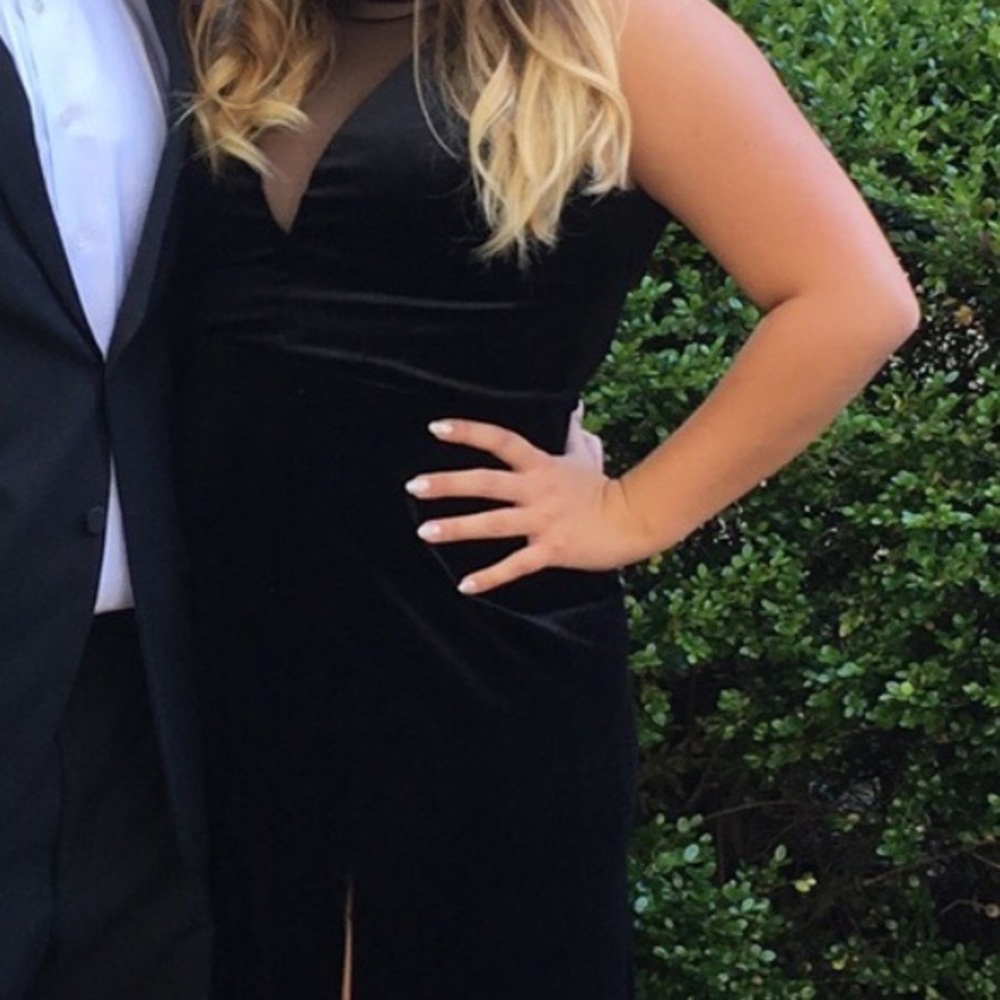 Velvet black dress going out or prom